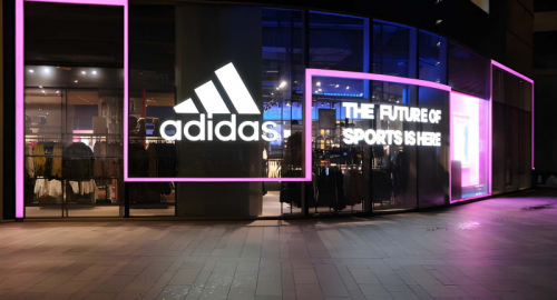 Adidas supera Nike ai Mondiali nella sfida della visibilit�